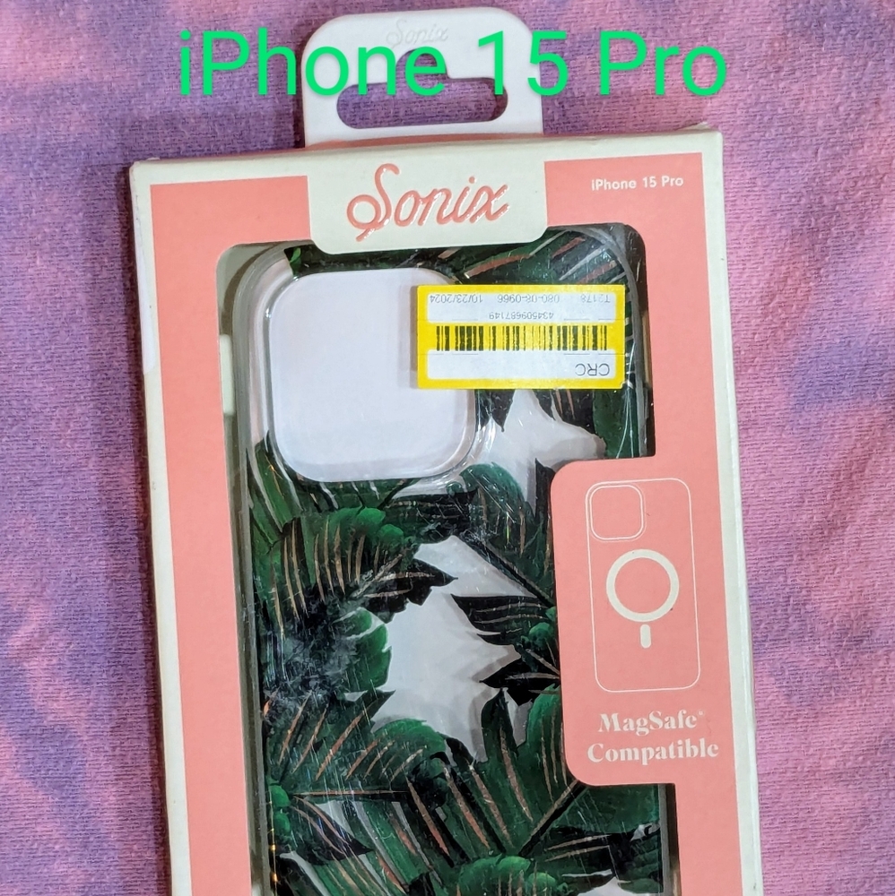 iPhone 15 Pro MagSafe Sonix Phone Case Bahamas floral palm translucent leaf